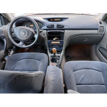 renault laguna ii grandtour (kg0) del año 2002