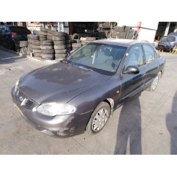 hyundai lantra berlina (rd) del año 1999