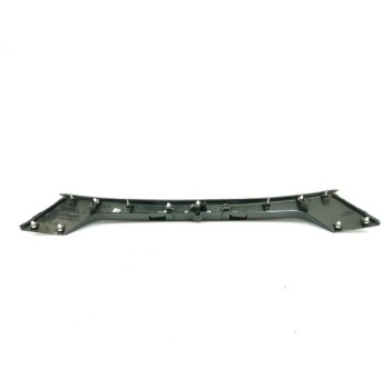 Recambio de moldura para ford kuga (cbs) referencia OEM IAM GJ54S43404A TRASERA PORTON NEGRO OBSERVAR FOTOS