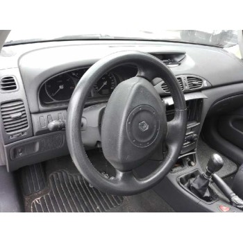 renault laguna ii grandtour (kg0) del año 2005