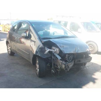 mitsubishi colt berlina 3 (cz) del año 2005