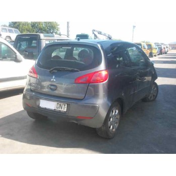 mitsubishi colt berlina 3 (cz) del año 2005