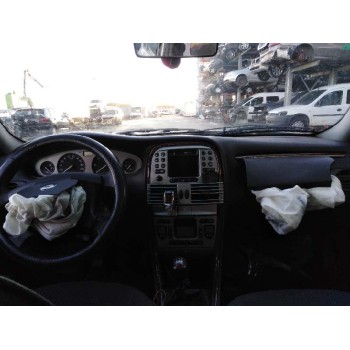 lancia lybra berlina del año 2000