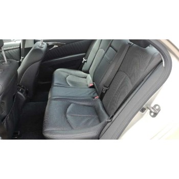 mercedes-benz clase e (w211) berlina del año 2006