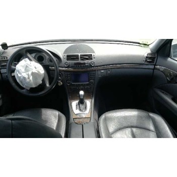 mercedes-benz clase e (w211) berlina del año 2006