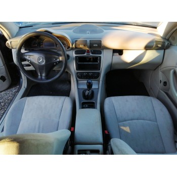 mercedes-benz clase c coupé (cl203) del año 2002