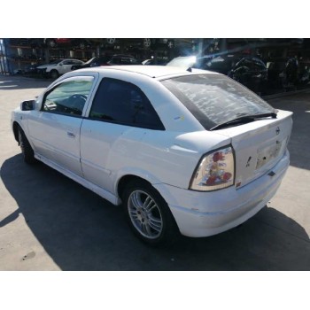 opel astra g berlina del año 2003