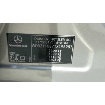 mercedes-benz clase e (w211) berlina del año 2006