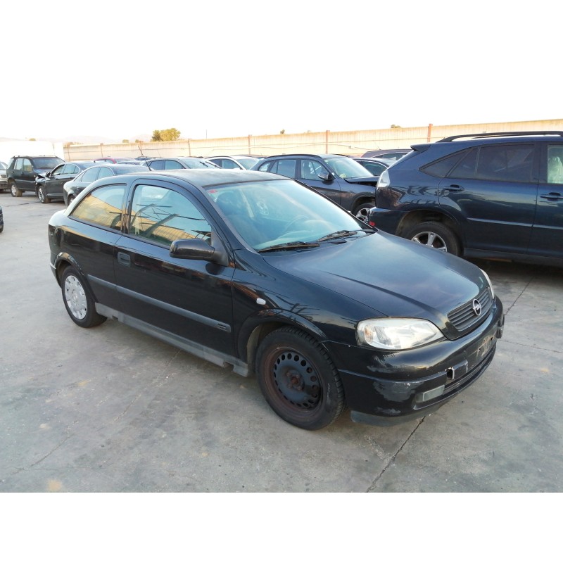 opel astra g berlina del año 2002
