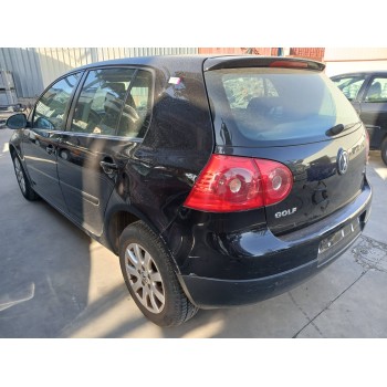 volkswagen golf v berlina (1k1) del año 2008