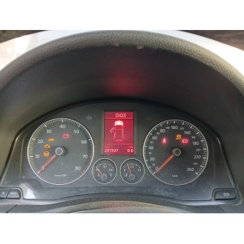 volkswagen golf v berlina (1k1) del año 2008