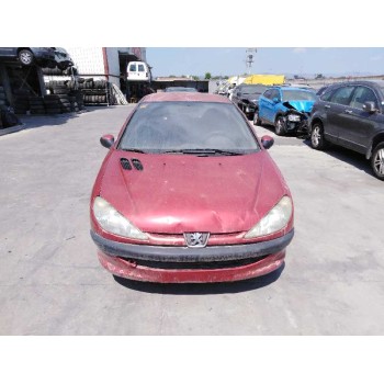 peugeot 206 berlina del año 2001