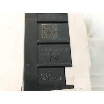 Recambio de cerradura puerta trasera derecha para infiniti qx30 2.2 d awd referencia OEM IAM A0997305600  