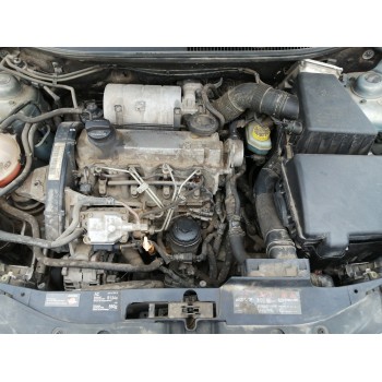 seat ibiza (6l1) del año 2004