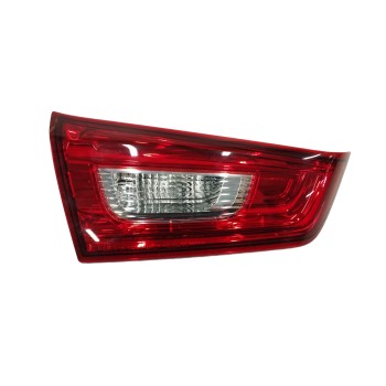 PILOTO TRASERO IZQUIERDO INTERIOR 8336A087 OBSERVAR FOTO 