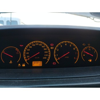 nissan primera berlina (p12) del año 2005