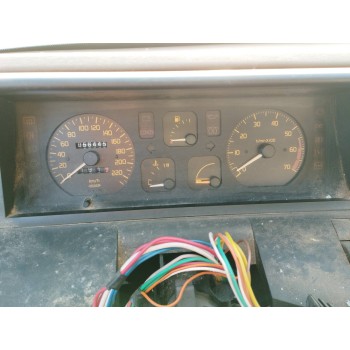 renault 21 berlina (b/l48) del año 1989