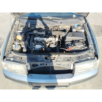 skoda octavia berlina (1u2) del año 2001