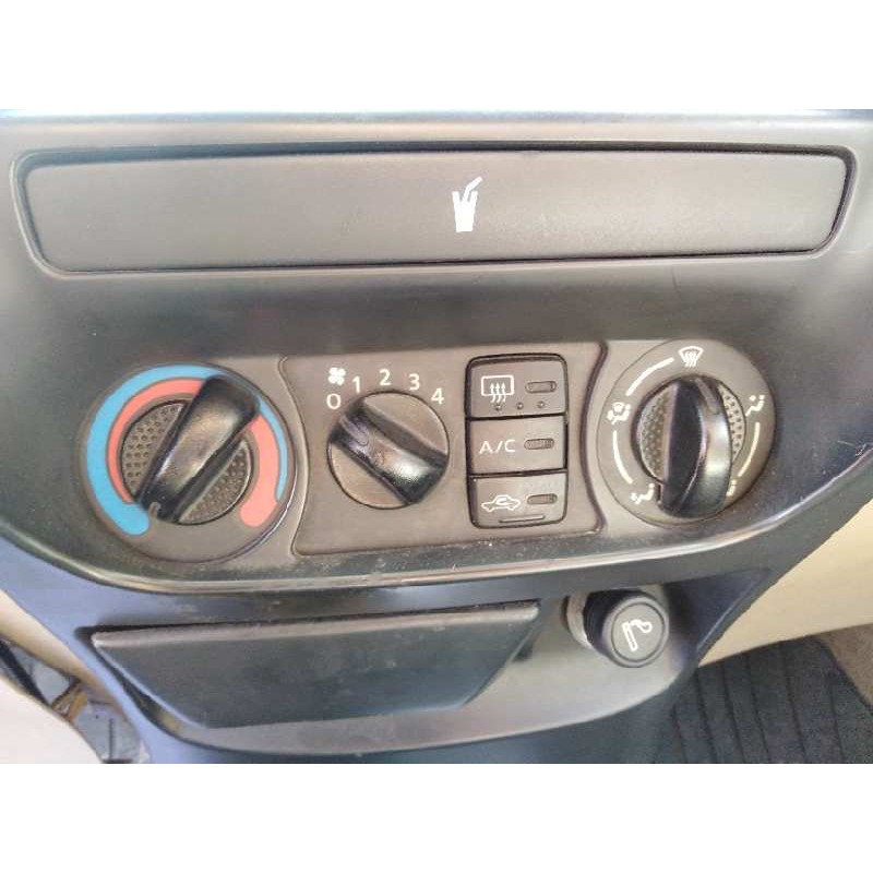 NISSAN TERRANO II (R20) 2001