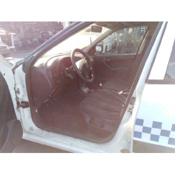 citroën xsara berlina del año 2003