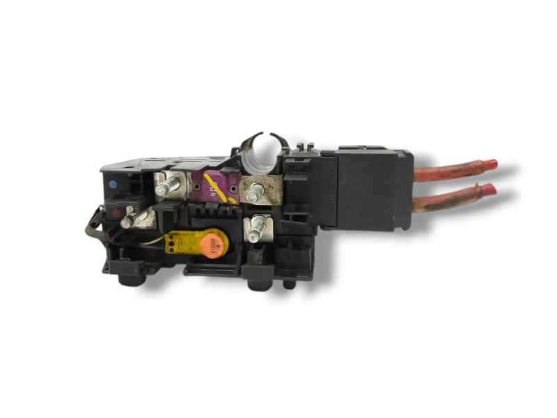 Recambio de caja reles / fusibles para mercedes-benz clase m (w166) 2.1 cdi cat referencia OEM IAM A1665402450  