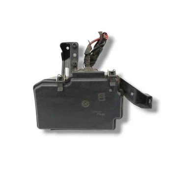 CAJA RELES / FUSIBLES 