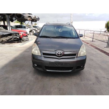 toyota corolla verso (r1) del año 2004