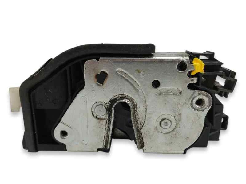 Recambio de cerradura puerta delantera derecha para bmw x1 (e84) 2.0 turbodiesel cat referencia OEM IAM 7202144 Recambio de cerradura puerta delantera derecha para bmw x1 (e84) 2.0 turbodiesel cat referencia OEM IAM 7202144