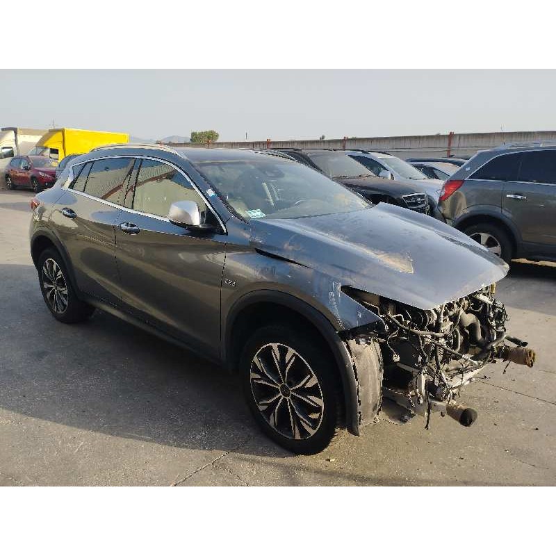INFINITI QX30