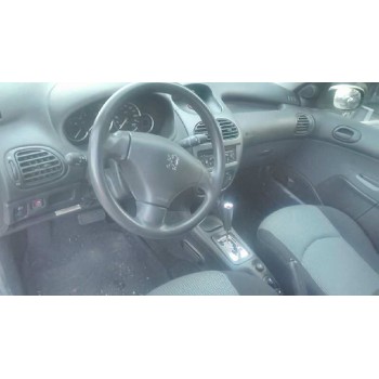 peugeot 206 berlina del año 2004