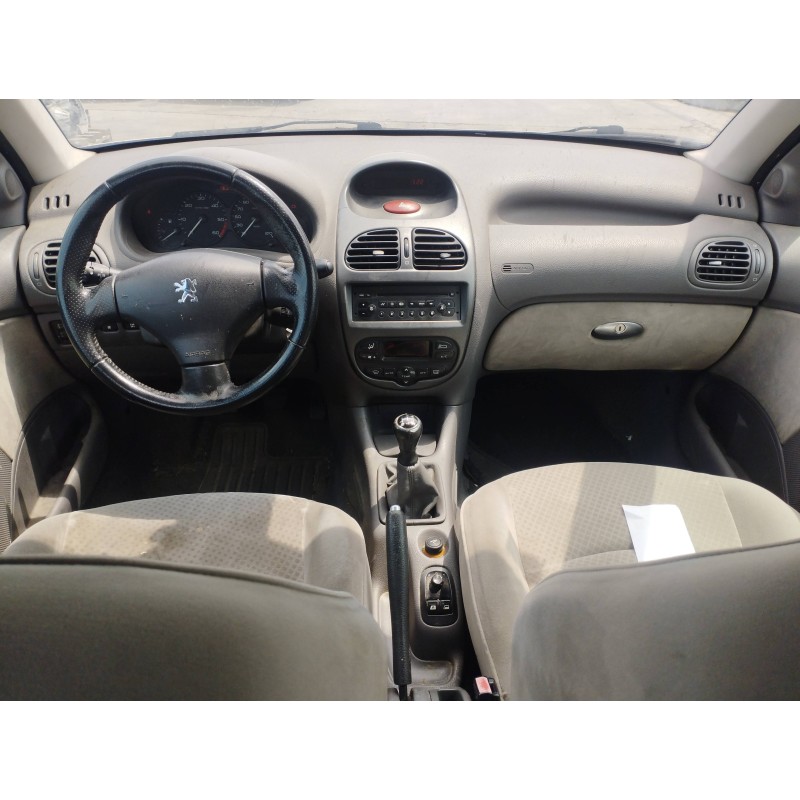 PEUGEOT 206 BERLINA 2004