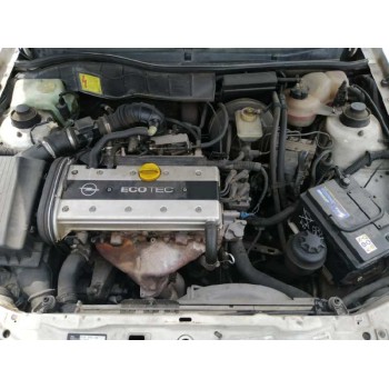 opel astra f berlina del año 1994