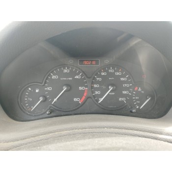 peugeot 206 berlina del año 2004