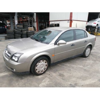 opel vectra c berlina del año 2002