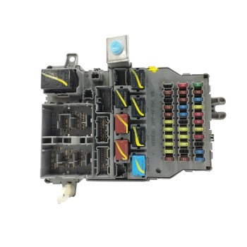 CAJA RELES / FUSIBLES 