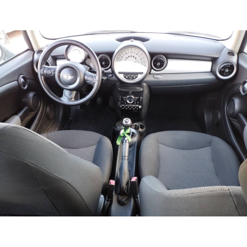MINI MINI (R56) 2011
