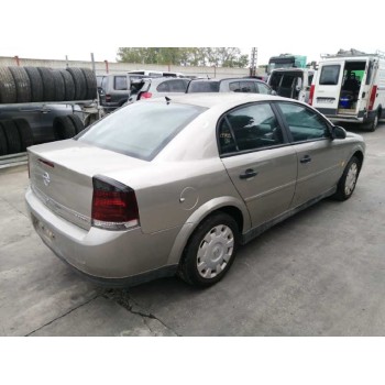 opel vectra c berlina del año 2002