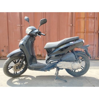 peugeot tweet 125 del año 2017