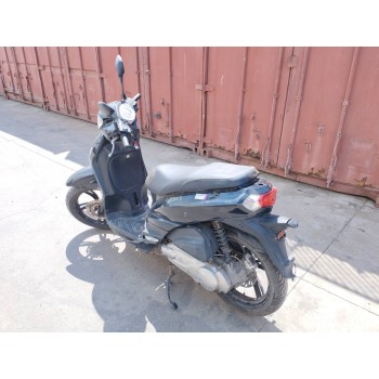 peugeot tweet 125 del año 2017