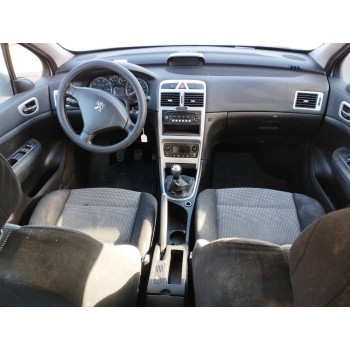 peugeot 307 berlina (s2) del año 2006