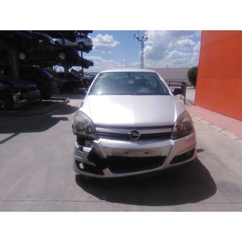 OPEL ASTRA H BERLINA 2004