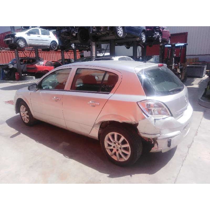 OPEL ASTRA H BERLINA 2004