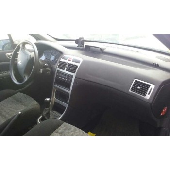 peugeot 307 berlina (s2) del año 2005