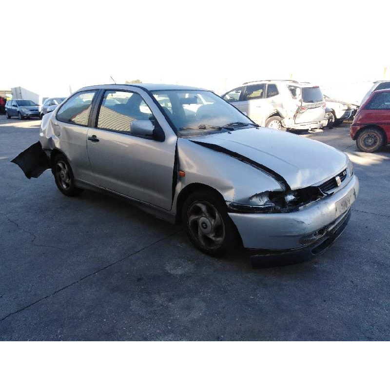 SEAT CORDOBA BERLINA (6K2)