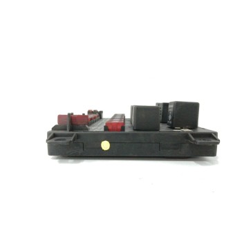 Recambio de caja reles / fusibles para nissan trade 100 3.0 turbodiesel referencia OEM IAM 24063G4900  