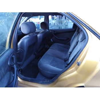 citroën xsara berlina del año 2001