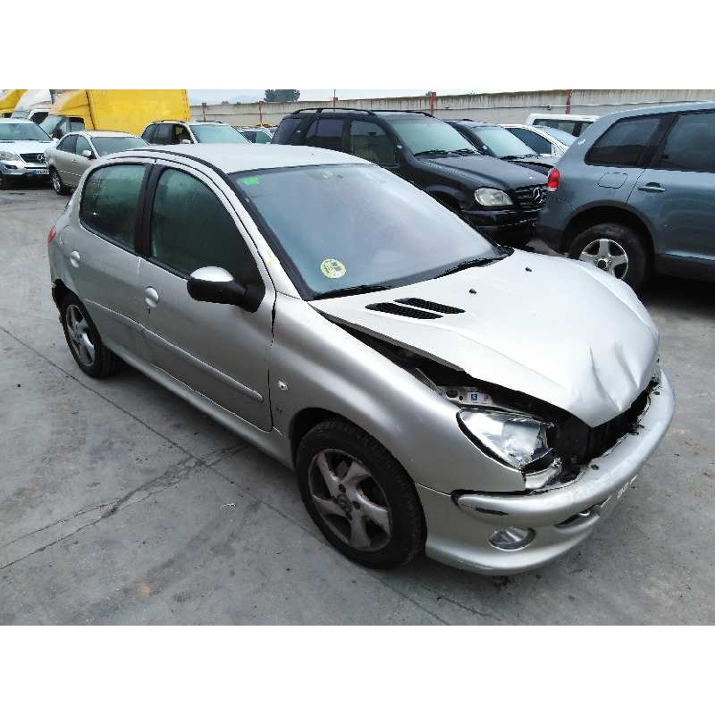 peugeot 206 berlina del año 2005