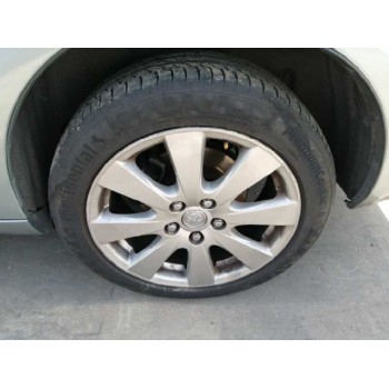 toyota avensis berlina (t25) del año 2008