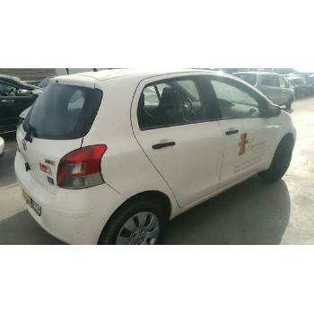 toyota yaris (_p9_) del año 2010