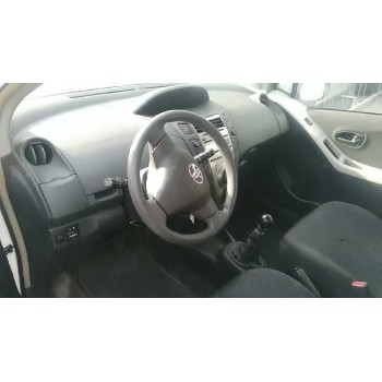 toyota yaris (_p9_) del año 2010